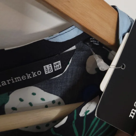 NWT Marimekko Sleeveless A Line Cotton Dress Black Fruit Motif. With pockets - Picture 4 of 12